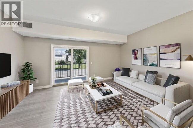 Photo du bâtiment - 1840 Cabana Road E