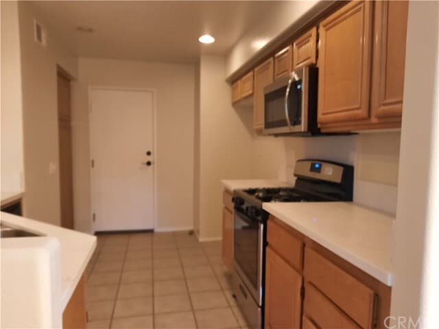 Building Photo - 2335 Sunningdale Dr