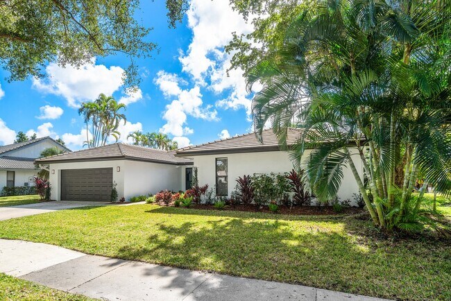 Foto del edificio - 3432 Pine Haven Cir