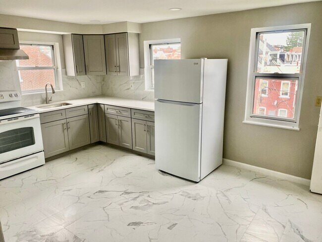 Foto del edificio - 2 Bedroom - 1 full bath 850 sq. ft.  Apart...