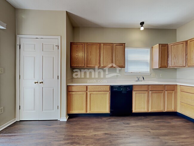 Foto del edificio - 10087 Sundown Ln