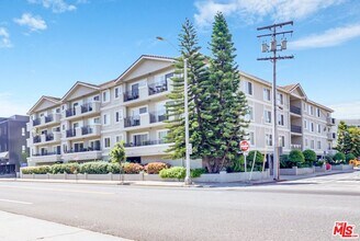 Building Photo - 2308 Schader Dr