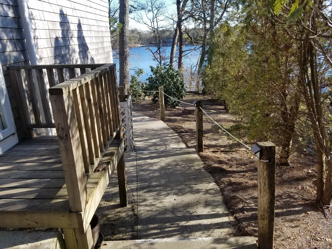 Foto principal - 48 Lake View Blvd