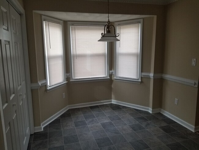 Building Photo - 1225 Mabry Mill Pl
