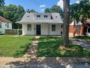 Building Photo - 2417 Penfield Ave