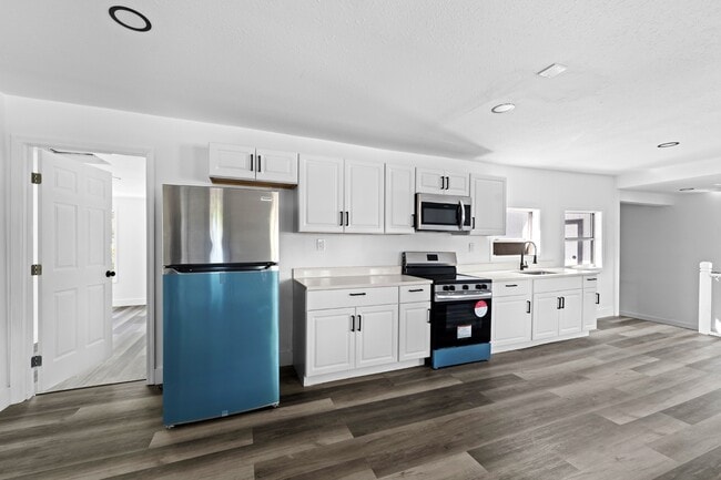 Foto del edificio - 10821 Cedar St