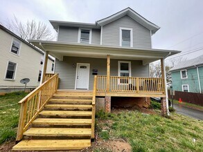 Building Photo - 1222 Garfield Ave