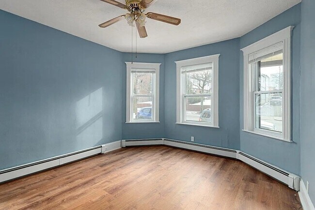 Building Photo - 126 Neponset Ave