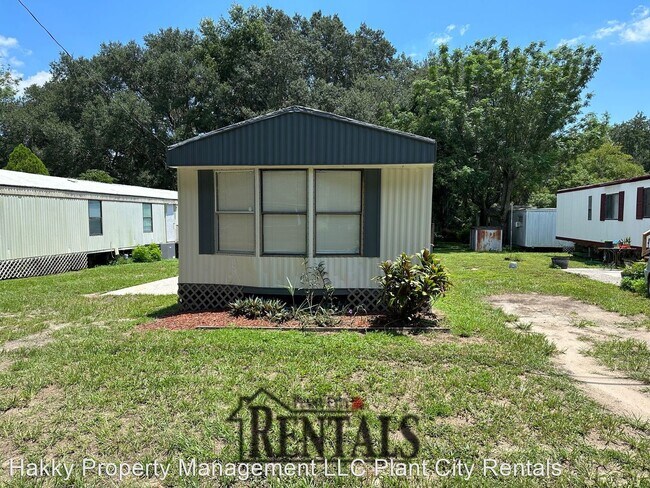 Building Photo - 3 br, 2 bath House - 6400 Mallard Creek Dr