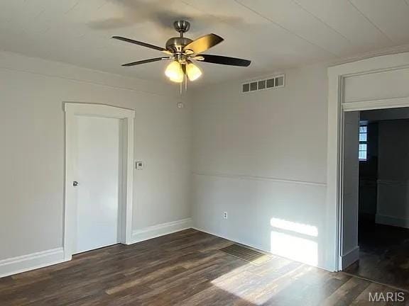 Foto del edificio - 1201 N Charles St