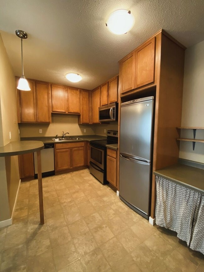Foto del edificio - 3729 Snelling Ave