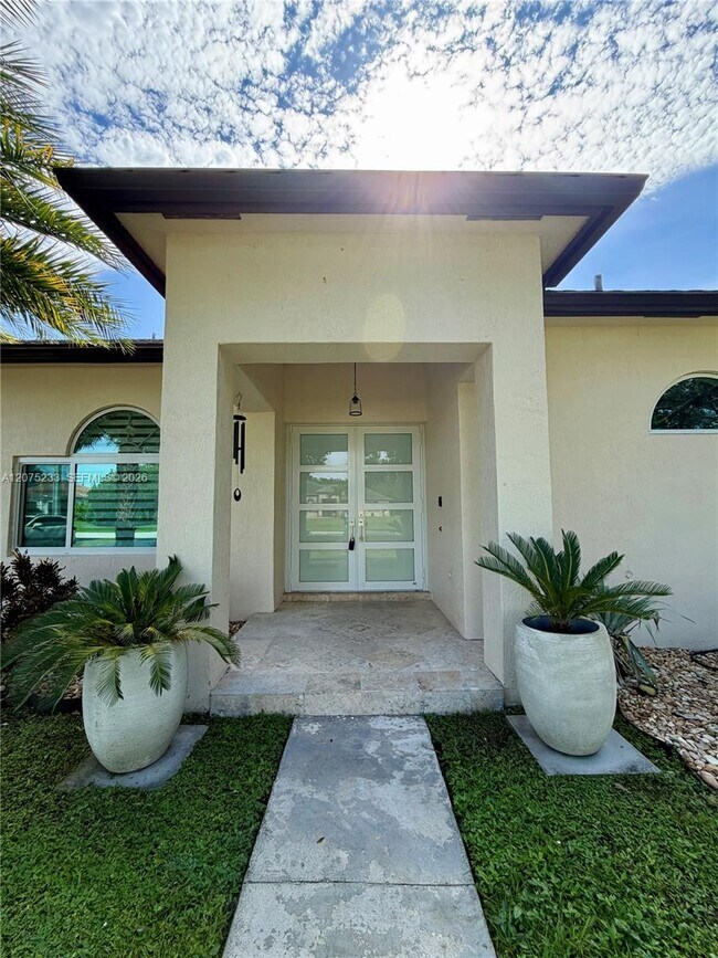 Building Photo - 5600 SW 199th Ave