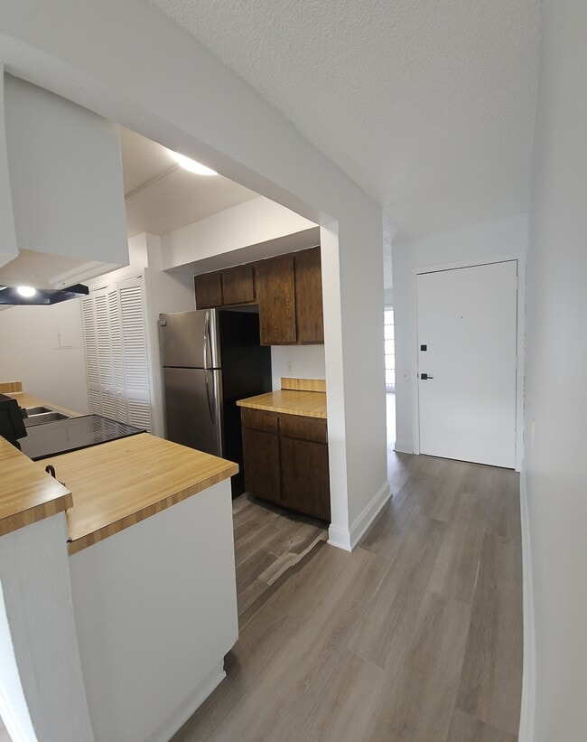 Building Photo - 4537 Treehouse Ln