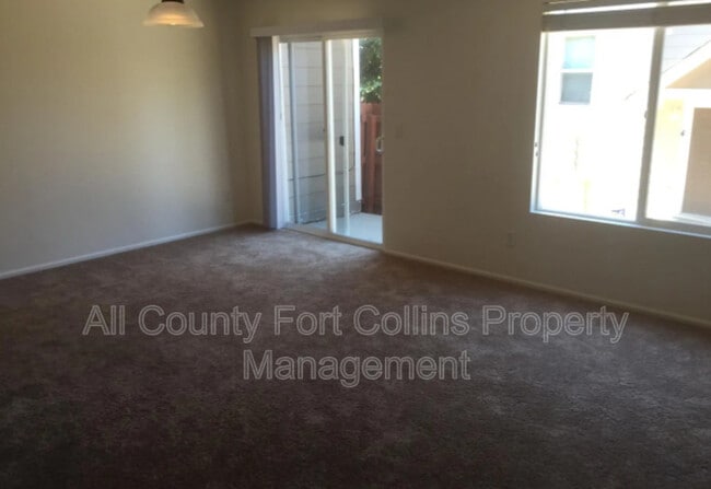 Building Photo - 6803 Autumn Ridge Dr