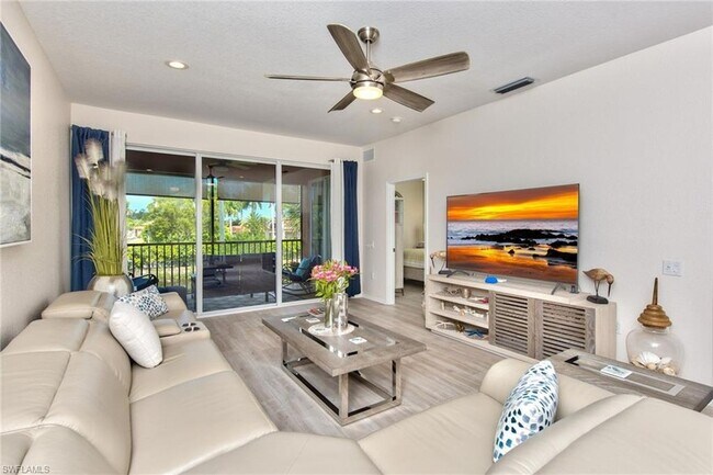 Foto del edificio - 10045 Heather Ln