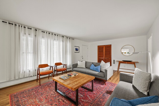 Foto del edificio - 34 Galway Ct