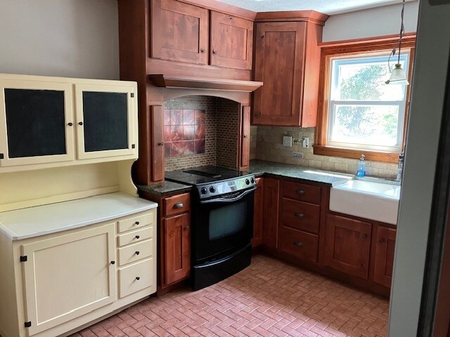 Foto del edificio - 32 Banner Farm Rd