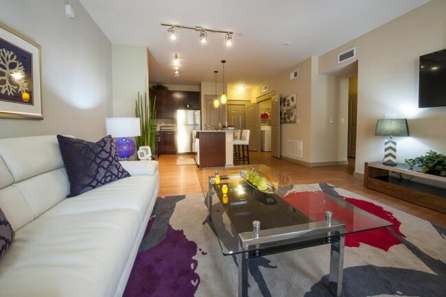Building Photo - 2 bedroom in Houston TX 77479