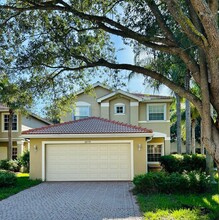 Building Photo - 10779 Paperbark Pl