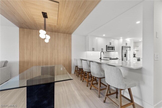 Foto del edificio - 16351 Kelly Woods Dr