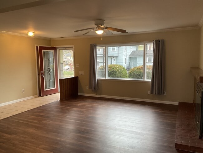 Foto del edificio - 1421 Nevada Ave