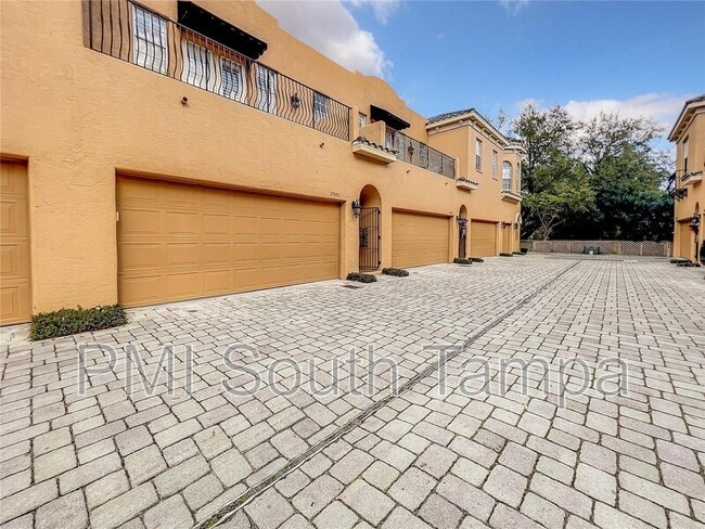 Building Photo - 2905 Hansen Manor Ln