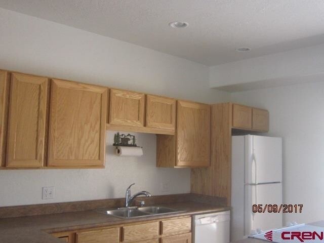 Building Photo - 176 N 14th St