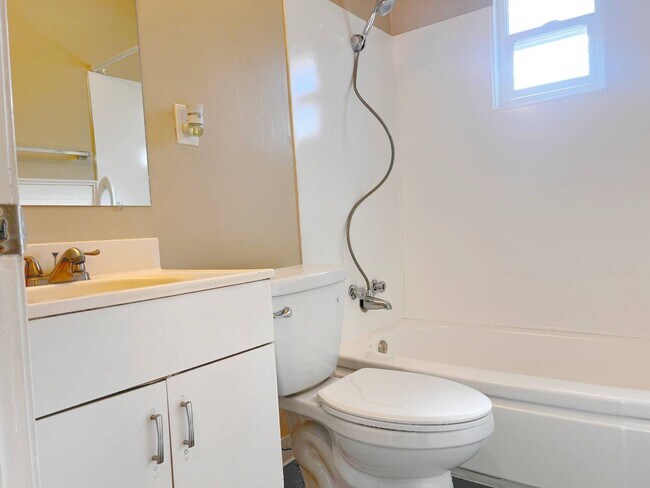 Foto del edificio - 4160 Oro Ln