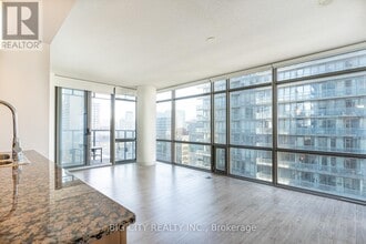 Building Photo - 37 Grosvenor St