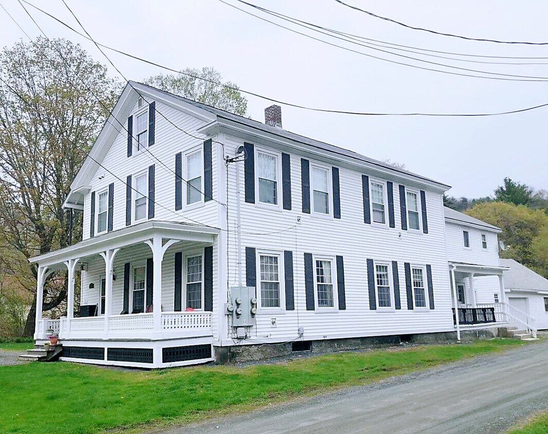 87 Christian St Unit 4, White River Junction, VT 05001 Apartments at