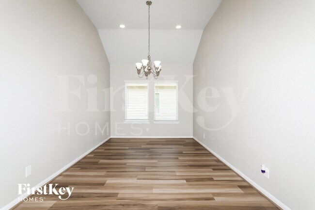 Foto del edificio - 811 Steam Rdg Ln