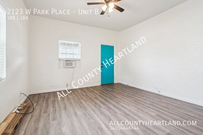 Foto del edificio - 2123 W Park Pl