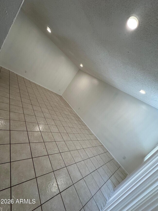 Foto del edificio - 2808 N 43rd Ave