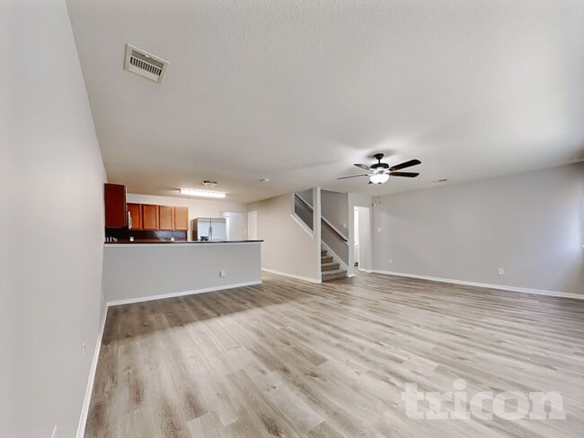 Foto del edificio - 3347 Apple Dale Dr