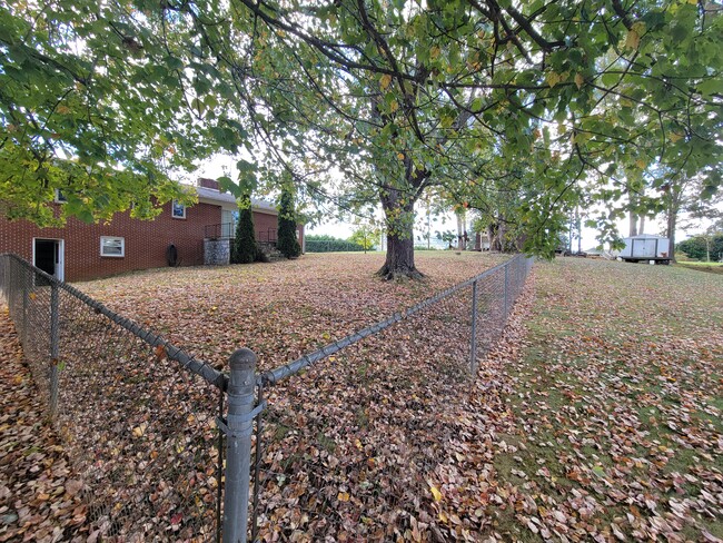 Foto del edificio - 21 Pilipinas Dr