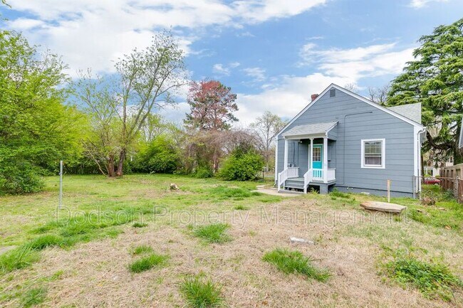 Foto del edificio - 2205 Fenton St