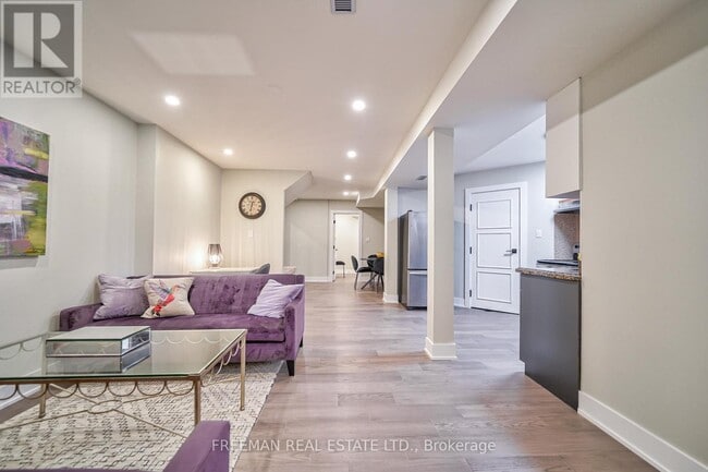 Building Photo - 351 Windermere Ave