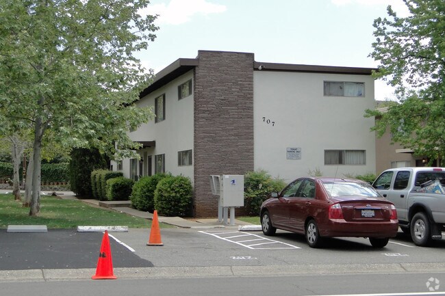 Foto del edificio - Bidwell Apartments