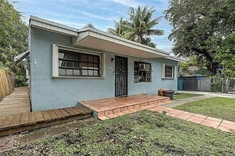 Building Photo - 259 NE 56th St