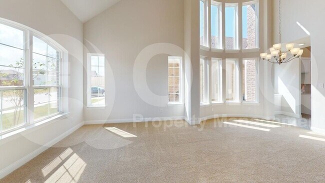 Foto del edificio - 8407 Cornerstone Dr