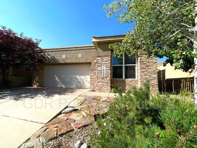 Building Photo - 13208 Pine Forest Pl NE