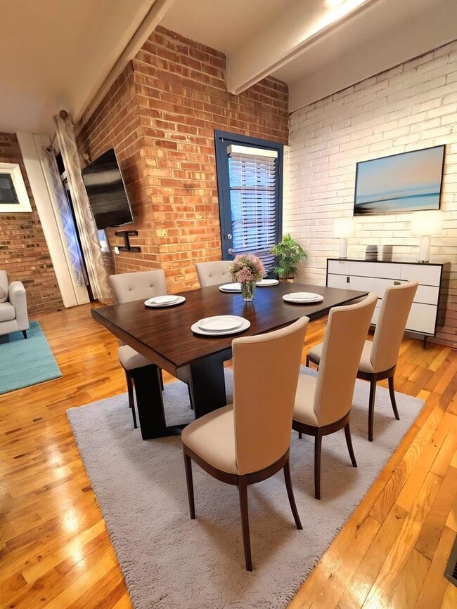 Foto del edificio - 1630 N Sedgwick St