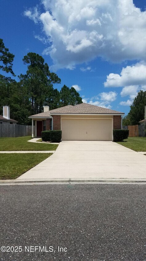 Foto principal - 1911 Hunters Trace Cir