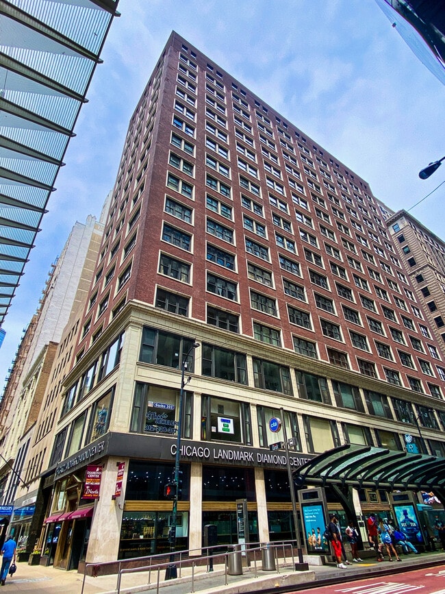 Building Photo - 5 N Wabash Ave