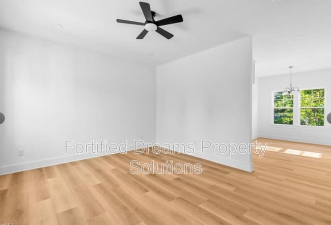 Foto del edificio - 103 Roanoke St