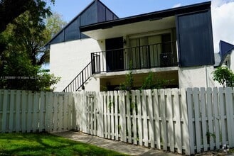 Building Photo - 15402 SW 85th Terrace