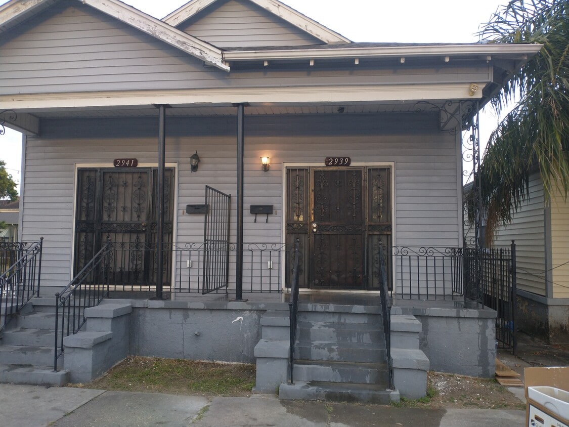Primary Photo - 2939 Pauger St