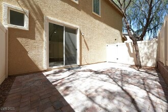 Building Photo - 2076 Danzinger Pl