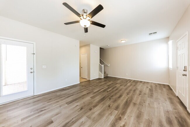 Foto del edificio - 3815 S 52nd Ln