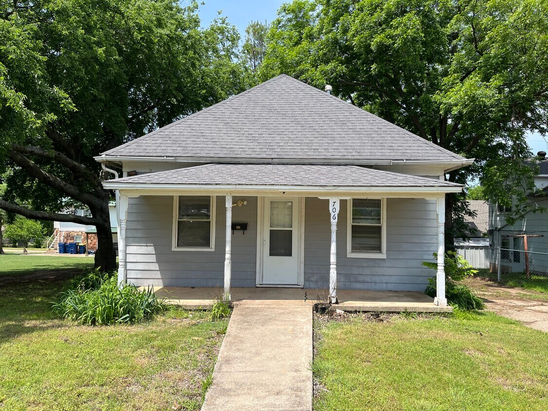 706 S Knoblock St, Stillwater, OK 74074 House Rental in Stillwater